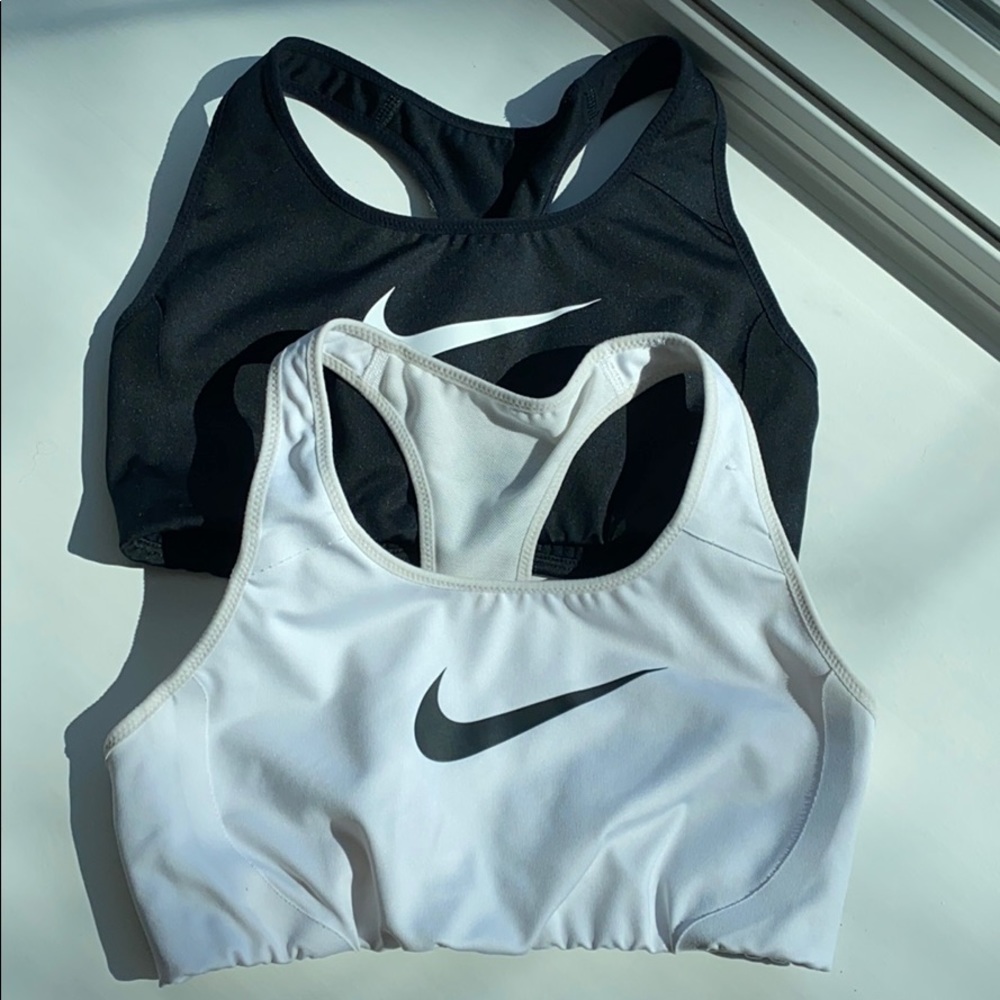 Set of 2 Nike sport bras